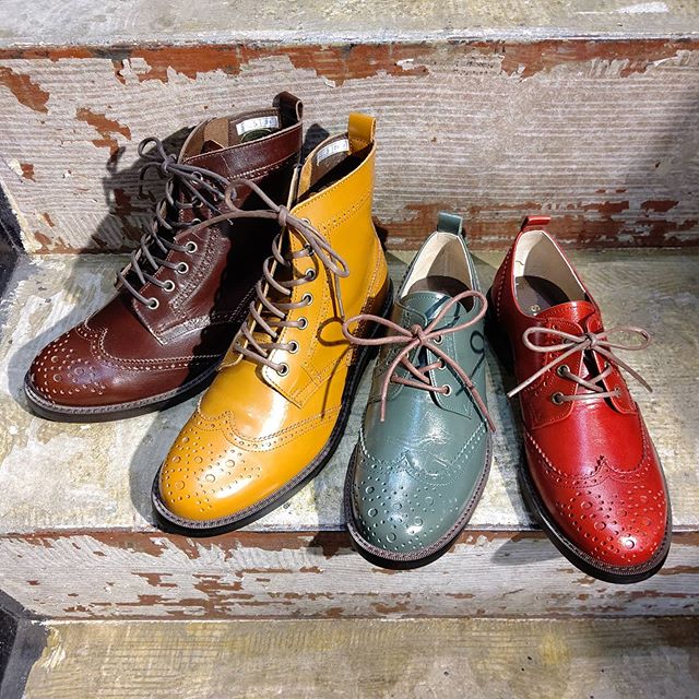 神戸旅靴屋【TODAY'S 5528 チョコレート】本革メダリオンウイング