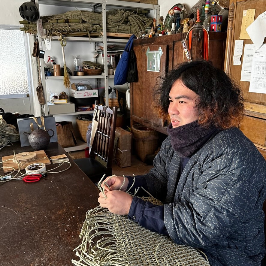 定番のもつ美しさを届けたい。「須浪亨商店」のいぐさ職人、須浪隆貴の