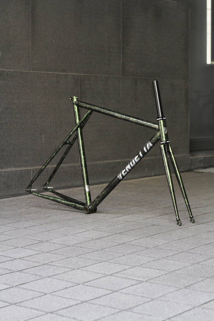 大阪店セレクトカラーのVENDETTAが到着！ | ブローチャーズ - BROTURES