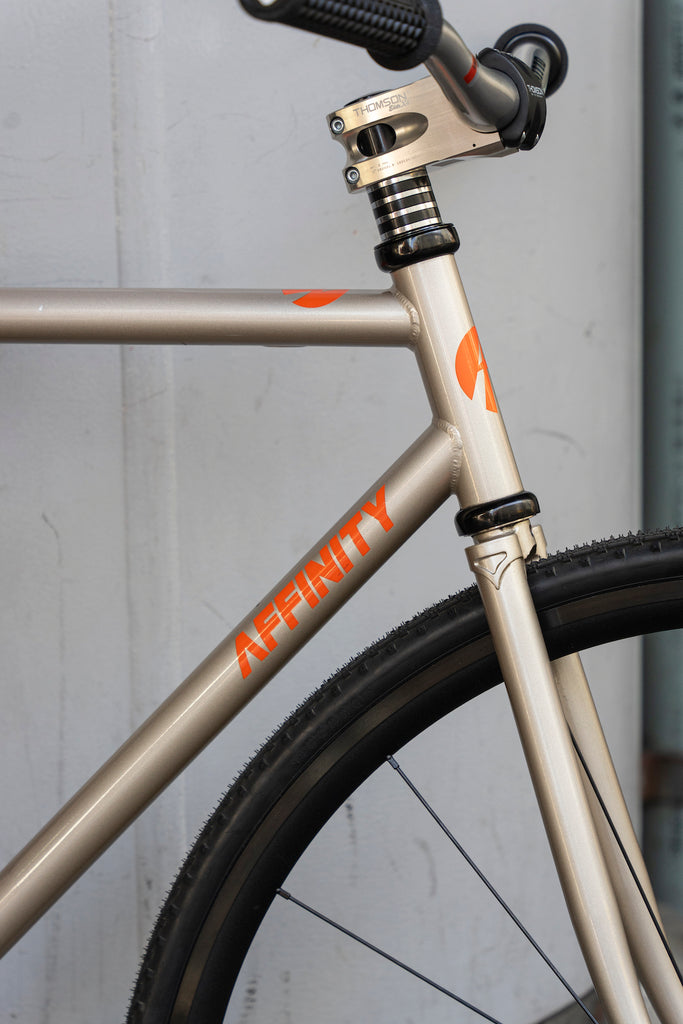 競輪の伝統を、ニューヨークのストリートに。 | ブローチャーズ