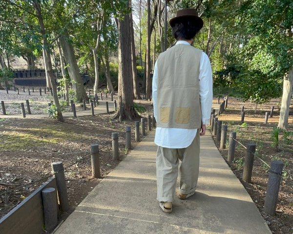 インナー・アウター選ばず使えるアイテム》JERKIN VEST -HEMP CANVAS