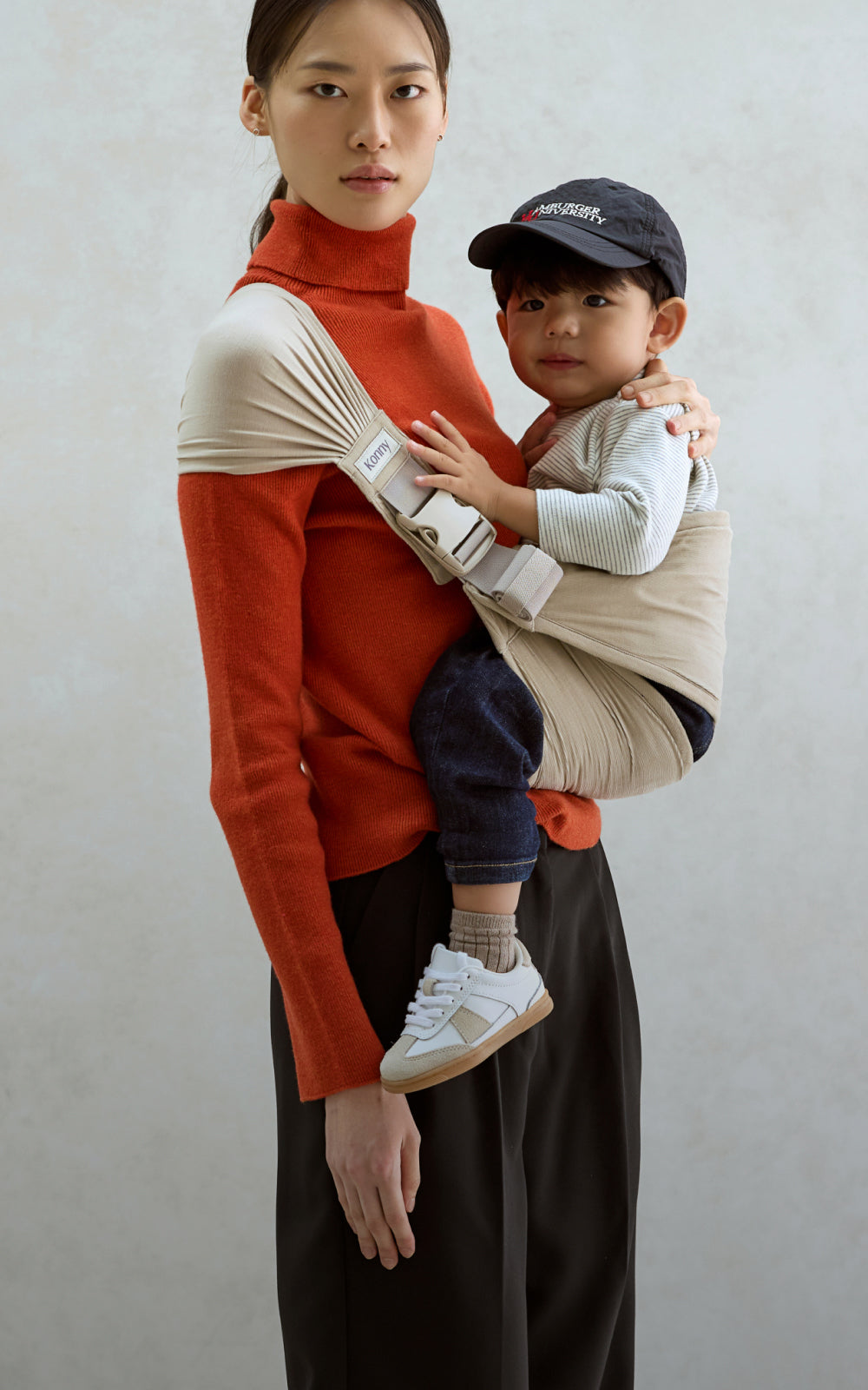 コニー安心ヒップシート(コーデュロイ) 抱っこ紐 | 2枚のシートで安定