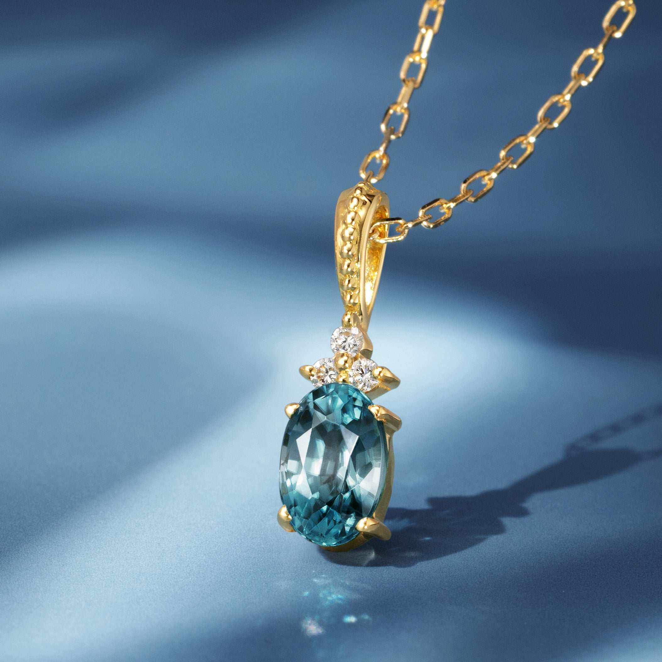 ビズー公式】ブルージルコン ダイヤモンド K18(18金) PTペンダント