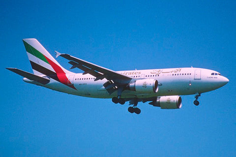 エア トランザット A310: 最後の慈悲のフライト – MotoArt PlaneTags