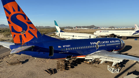 Sun Country Airlines® 737 N713SY PlaneTags – MotoArt PlaneTags