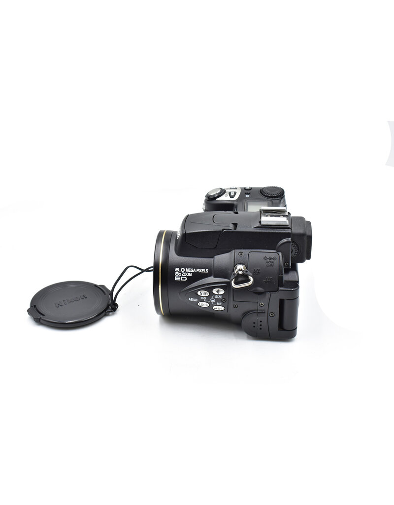 Pre-Owned Nikon COOLPIX 5700 Digital Camera 8x Optical Zoom (5MP