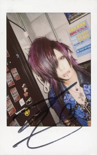 Royz 杙凪チェキ⑵ 本日は杙凪プロデュースで女装です！ チェキ販売してます！ 是非お