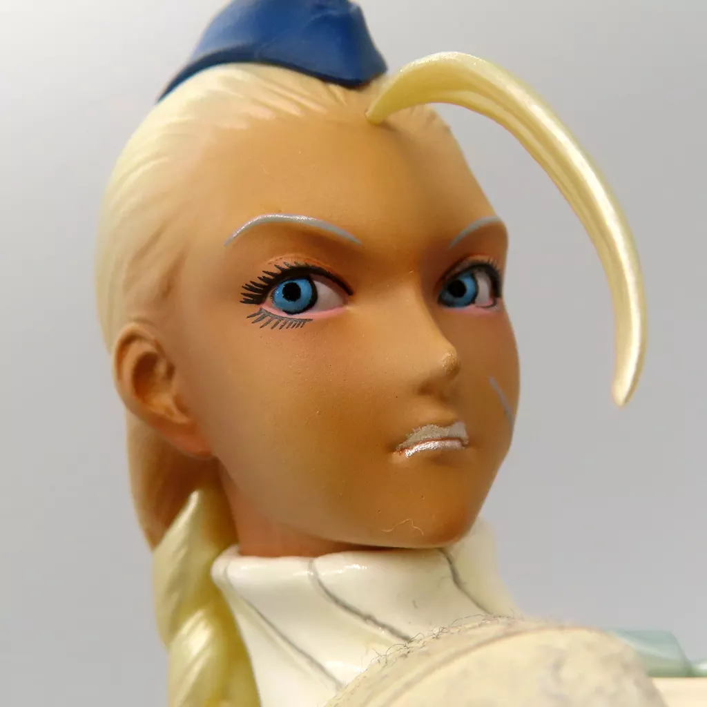 海洋堂 ストリートファイターZERO3 キャミィ 1/6 ブラック、ホワイト Amazon | STREET FIGHTER ZERO3 CAMMY キャミィ ファッシネイション
