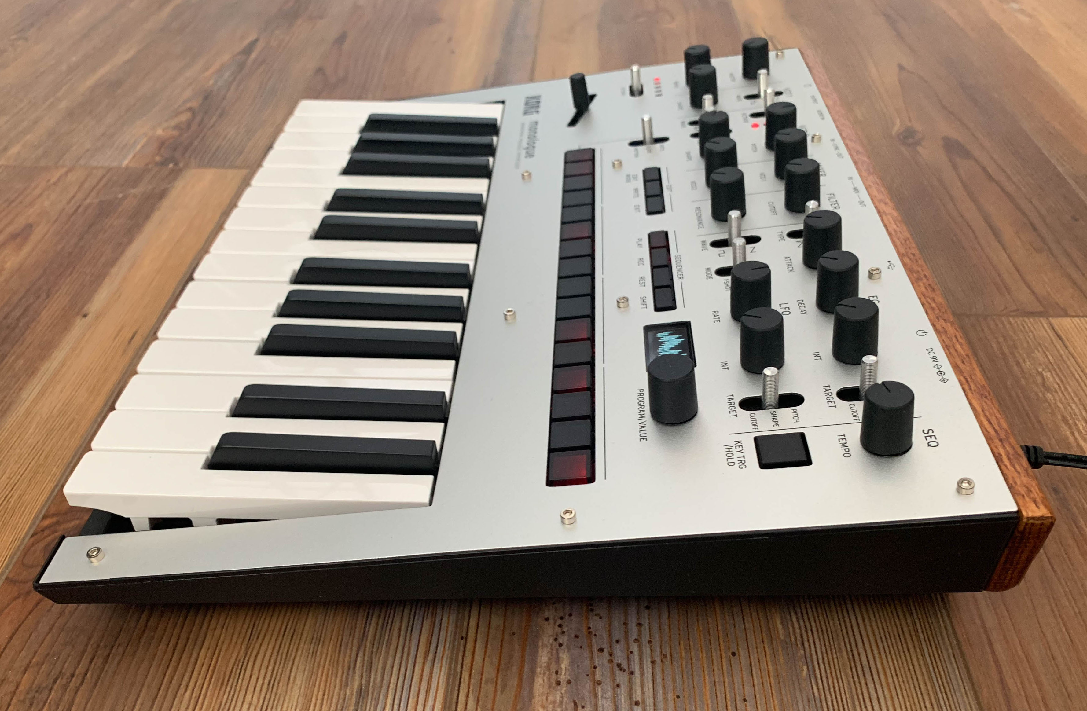 Korg Monologue (Silver) - Syntaur