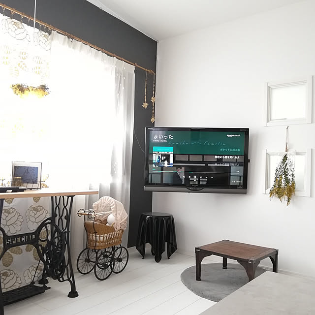 送料無料！ essey エッセイ イリュージョン サイド テーブル 【カラー