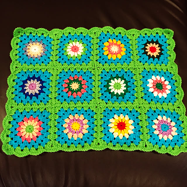 マルチカバー モチーフ編みのおすすめ商品とおしゃれな実例