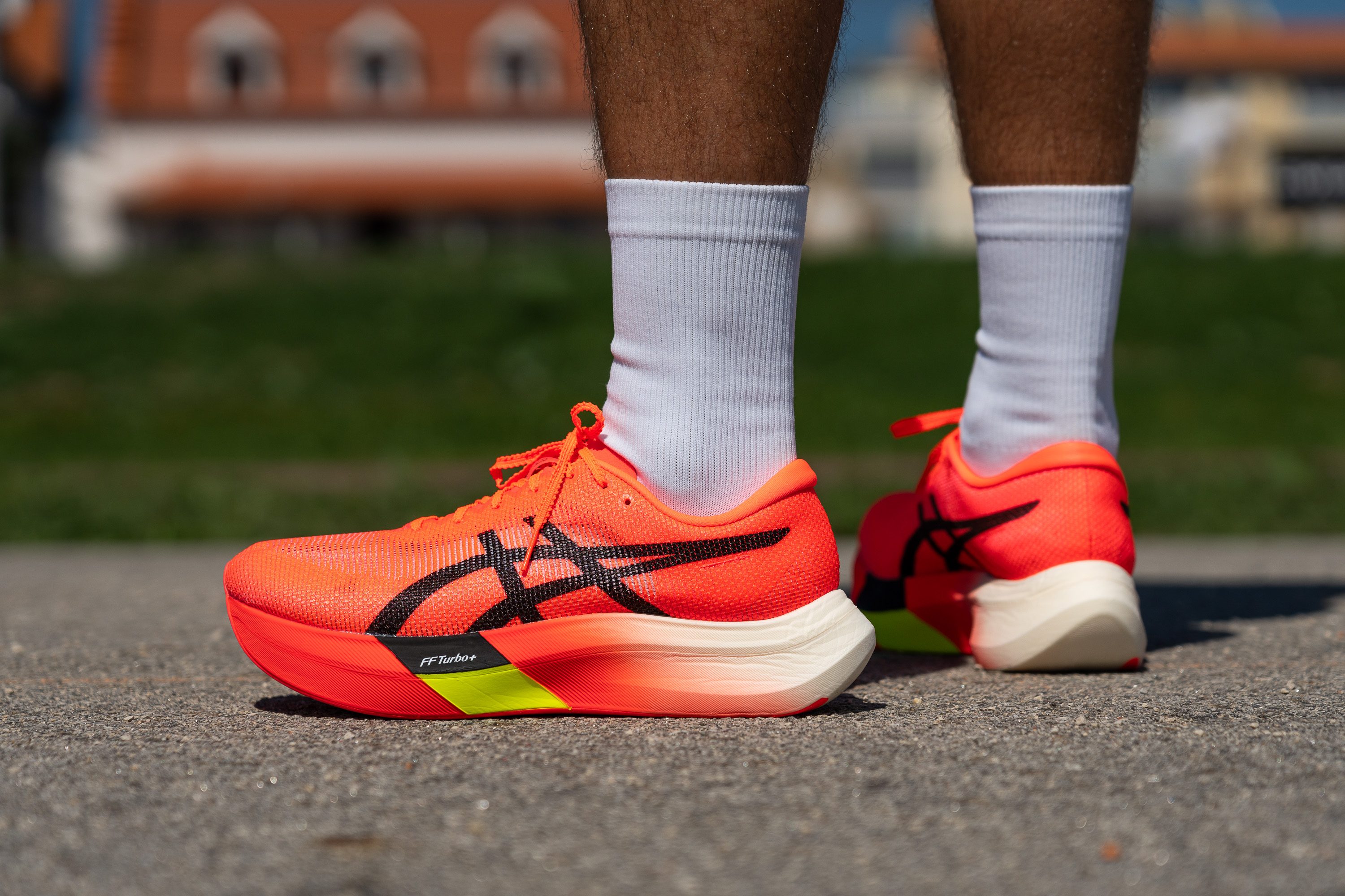 Cut in half: ASICS Metaspeed Sky Paris Review | RunRepeat