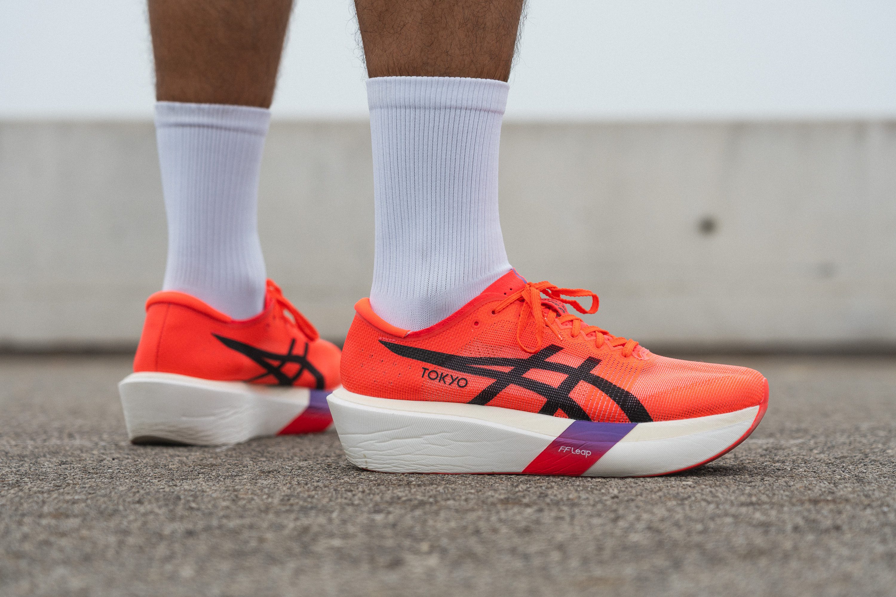 Cut in half: ASICS Metaspeed Sky Tokyo Review (2025) | RunRepeat