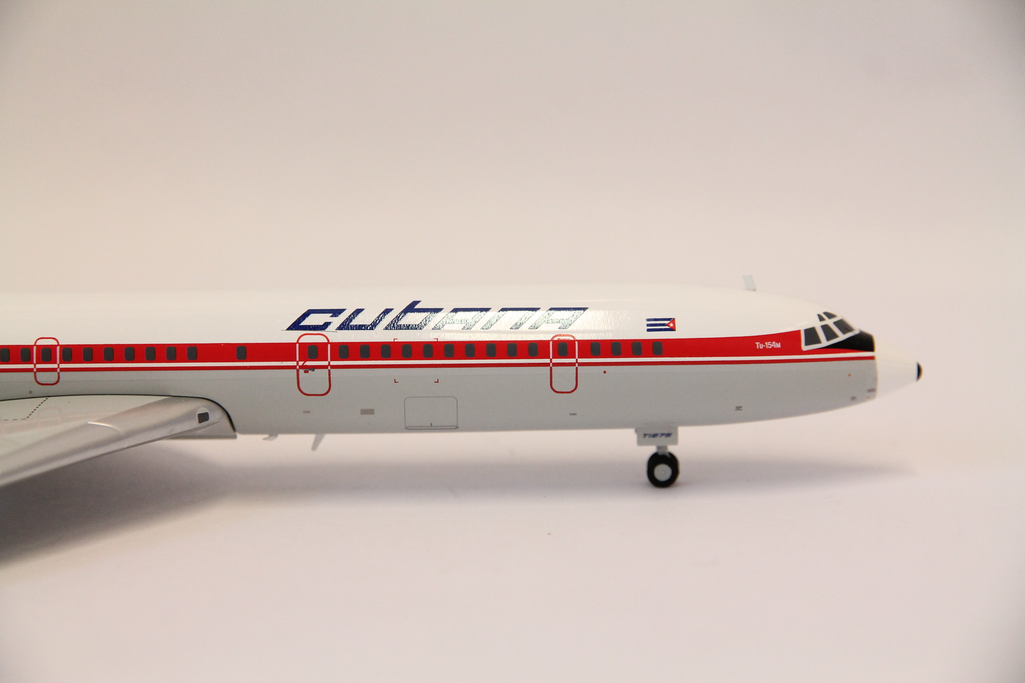 1:200 Cubana Tupolev Tu154M CU-T1275 JC Wings LH2284 - Diecast Trading