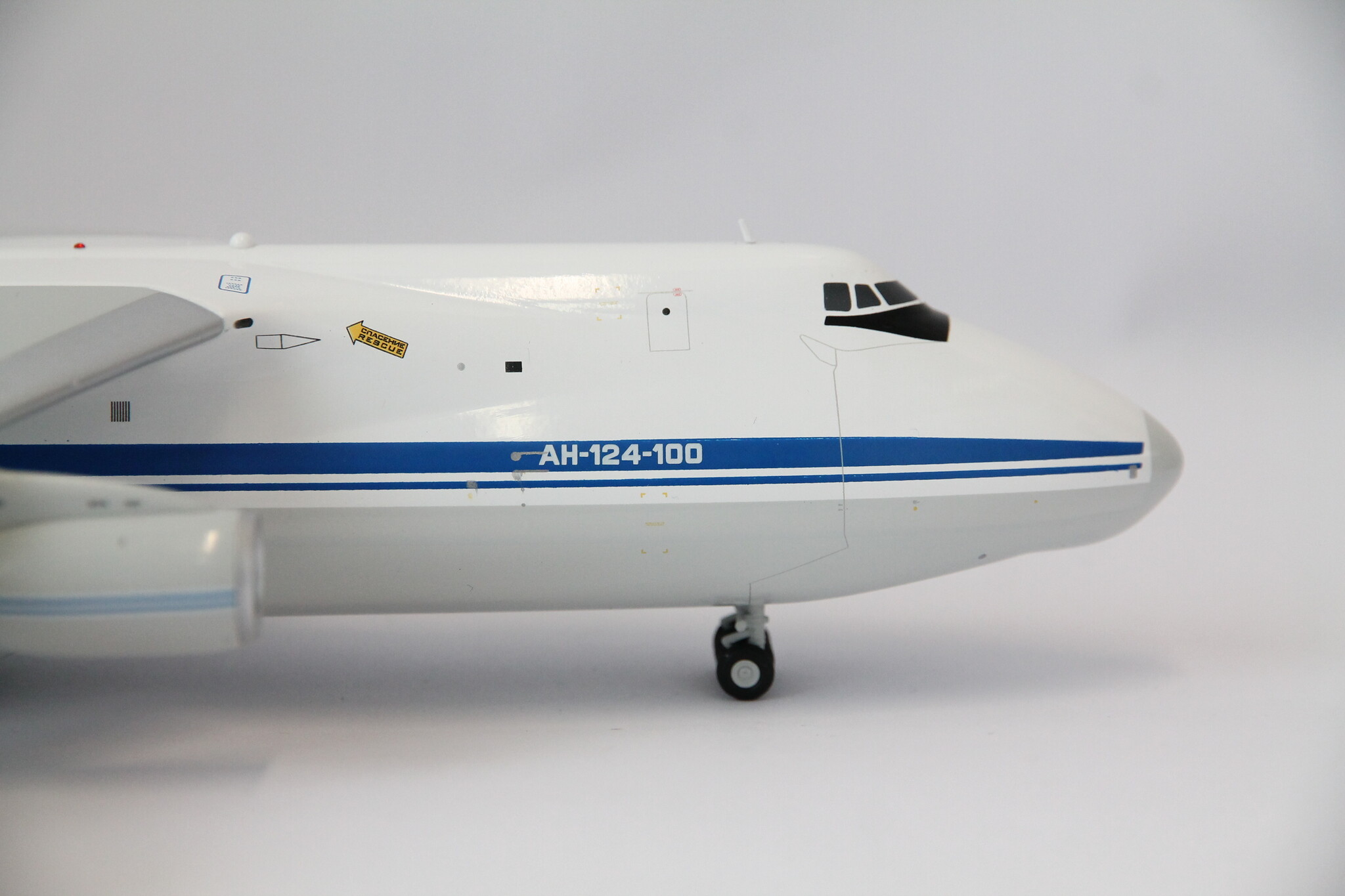 1:200 Russia Air Force Antonov AN-124 Ruslan RA-82035 G2TTF1080