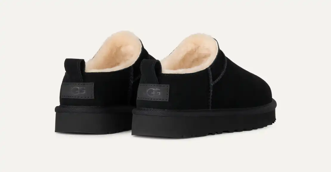 UGG Classic Micro - Black - JUULS