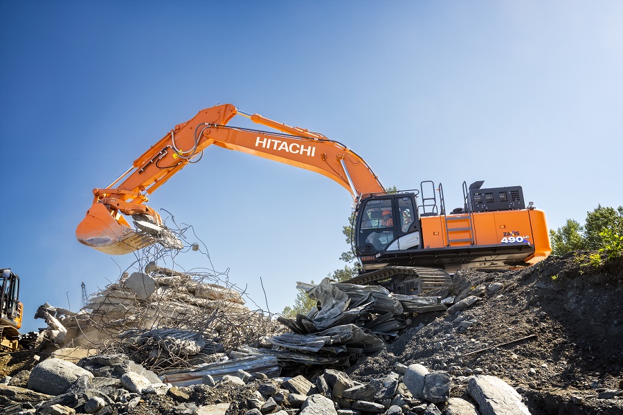Hitachi ZX490LC-6 Excavator - Wajax - Hitachi