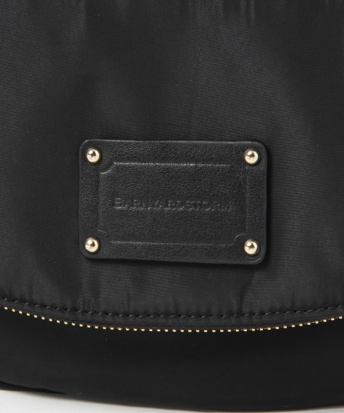 BARNYARDSTORM（バンヤードストーム）の「キレイめ7ポケショルダー