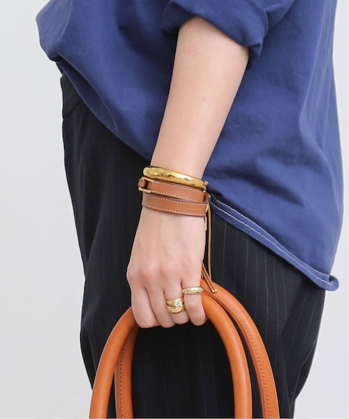 Deuxieme Classe（ドゥーズィエムクラス）の「C GOLD LEATHER