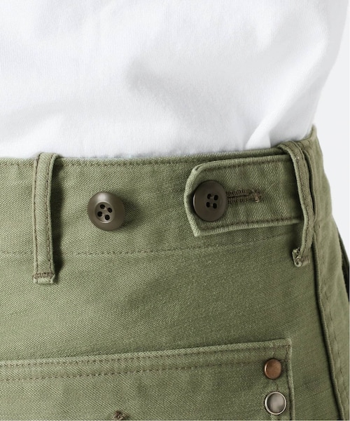 FRAMeWORK（フレームワーク）の「20thスタッズ付きベイカーパンツ