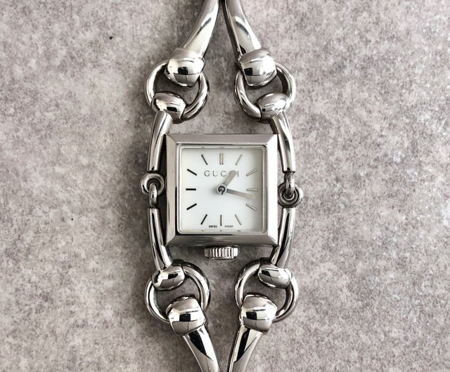日本直送 名牌中古包 】GUCCI グッチ 腕時計 シルバー シニョーリア