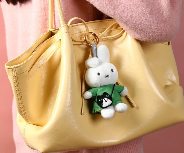 香港 VIPO ミッフィー 着せ替え ふわふわキーホルダー ブラインド