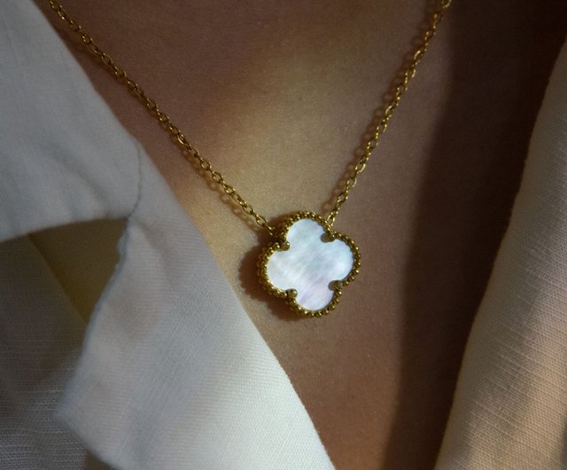 香港 マザーオブパール クローバーネックレス | ラッキークローバー 白