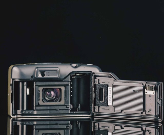 台湾 45CAMERA 3X ZOOM #6927 #135 フィルムカメラ Mr. Rick