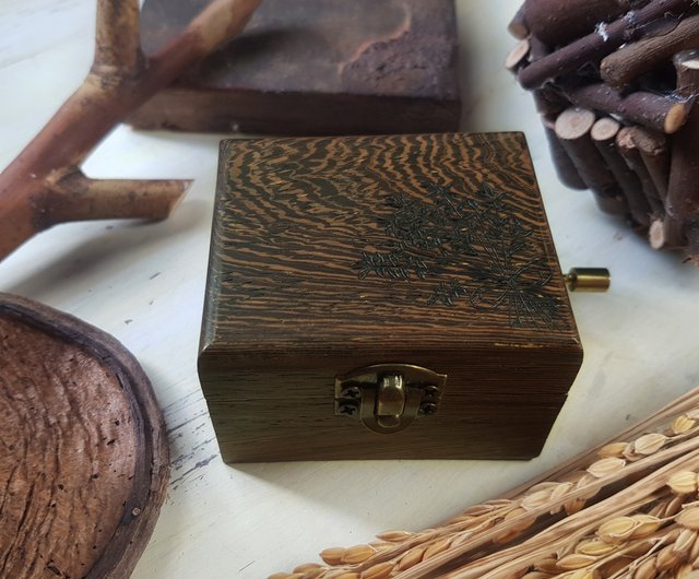 台湾 ウェンジウッド製 手巻きオルゴール 曲目-エリーゼのために 名