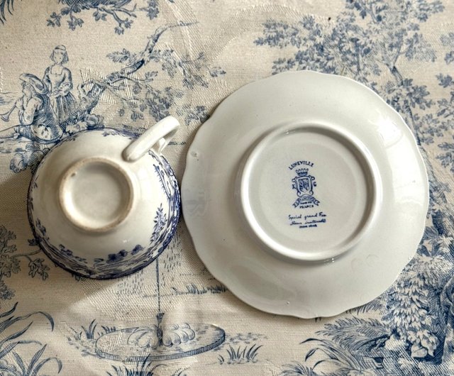 フランスアンティーク陶器リュネヴィル小鳥と植物の可愛いソーサー