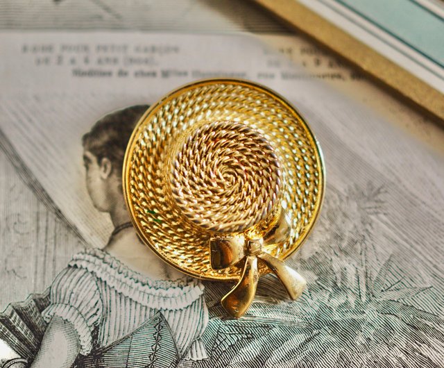 香港 1960年代 ヴィンテージメタル製麦わら帽子ブローチ / ピン shroom