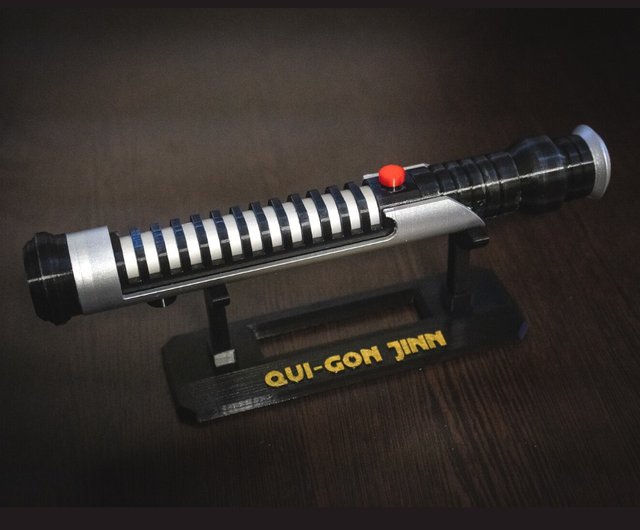 ロシア クワイ＝ガン・ジンのライトセーバー |スターウォーズの