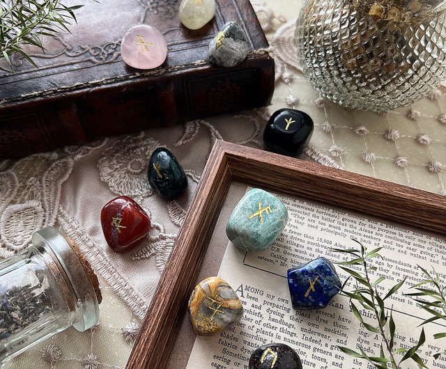 香港 【お守り、西洋式御守り】ルーン文字幸運石 | 強力な祝福