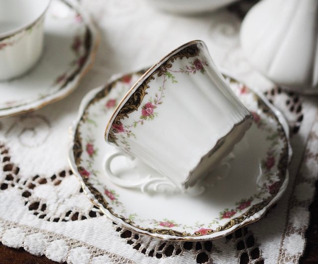 香港 19 世紀 フランス アンティーク LIMOGES カップ＆ソーサーセット