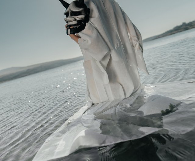 ジョージア 日本の伝統的な般若面：白黒鬼 WorkshopRS - Pinkoi