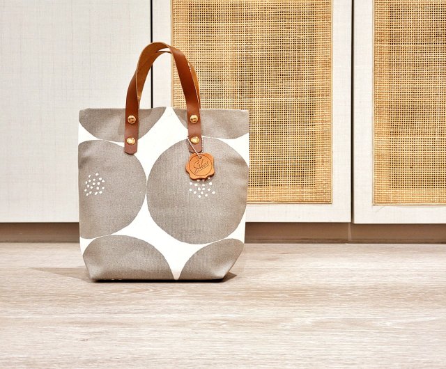 希少・上品なベージュブラウンEREWHON トートバッグ ベージュ キャンバス