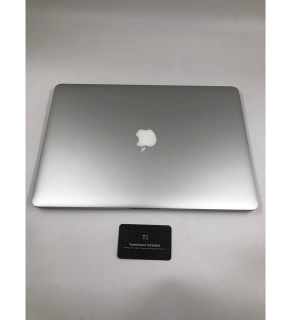 Apple Macbook Pro A1398 İi7-4770 16 GB 256 GB SSD15.4