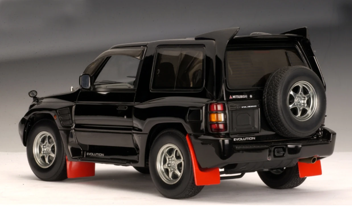 RARE 1/18 AUTOart 1998 Mitsubishi Pajero Evo - Black Diecast Car