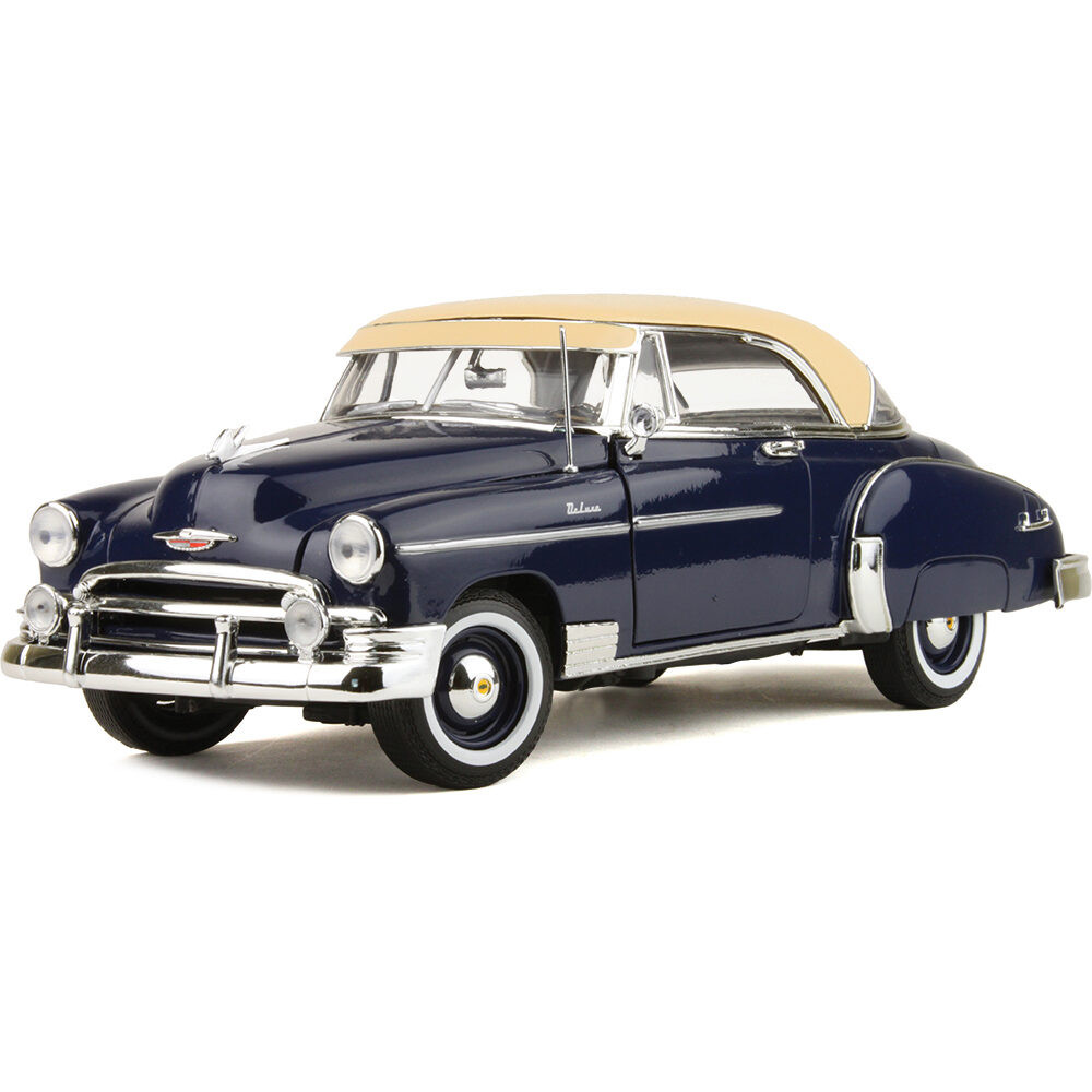 1950 Chevrolet Bel Air blue/cream Diecast Model | Motormax