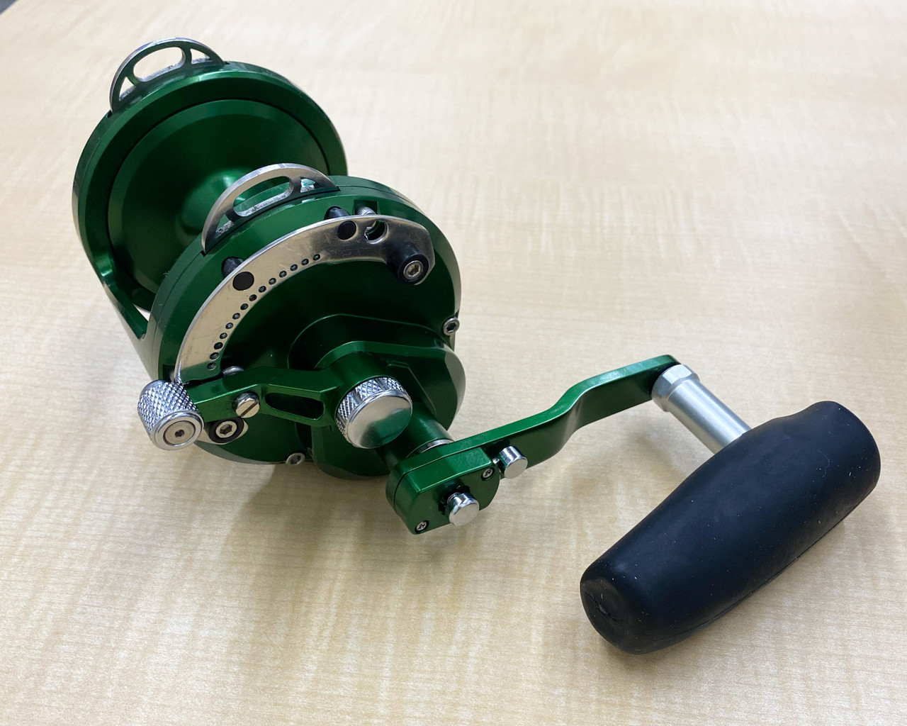 Avet HXW 5/2 None-MC Raptor Plus 2-Speed Reels