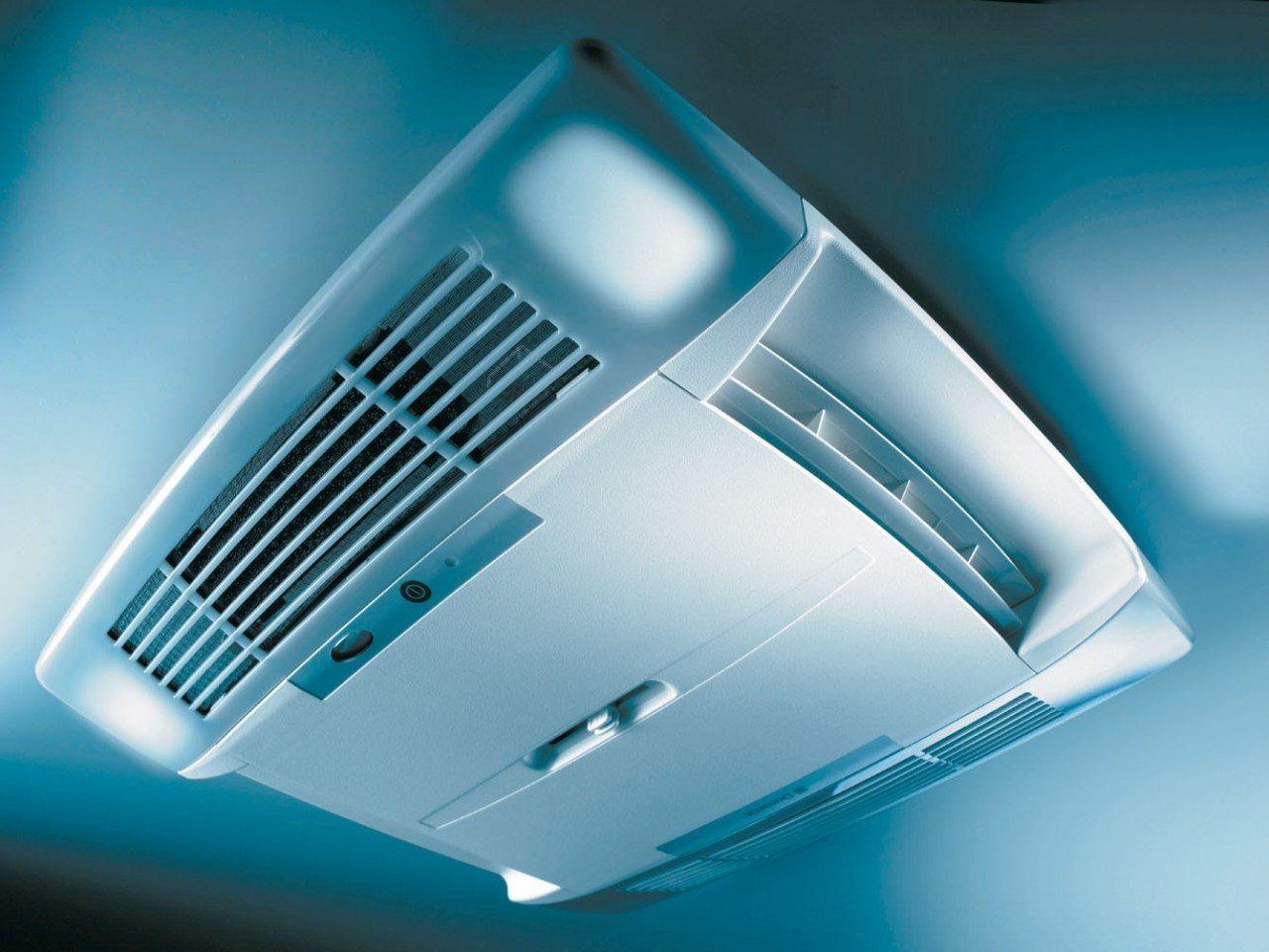 DOMETIC B2200 R/TOP AIR CON 2 DIRECTION AIR HANDLER - Big Red