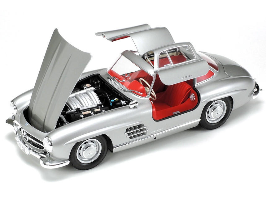 1/24 Mercedes Benz 300SL Sports Car - Squadron.com