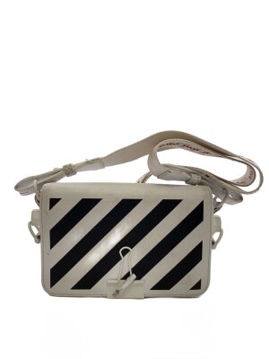 OFF-WHITEのメンズ バッグ検索結果|古着・中古品の通販サイト セカンド