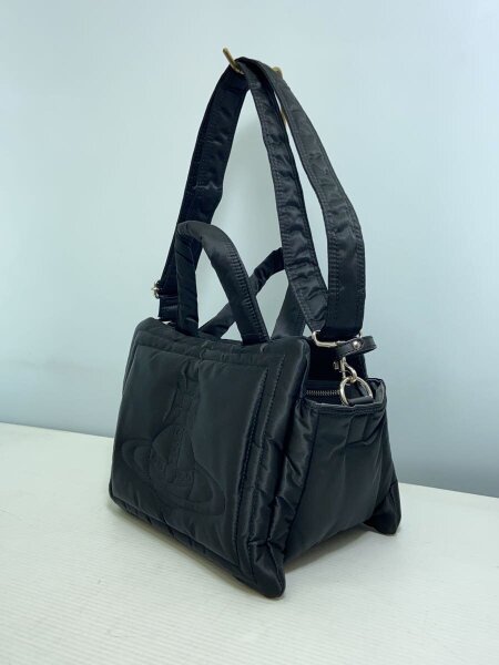 Vivienne Westwood(ヴィヴィアンウエストウッド) / アイダーダウン