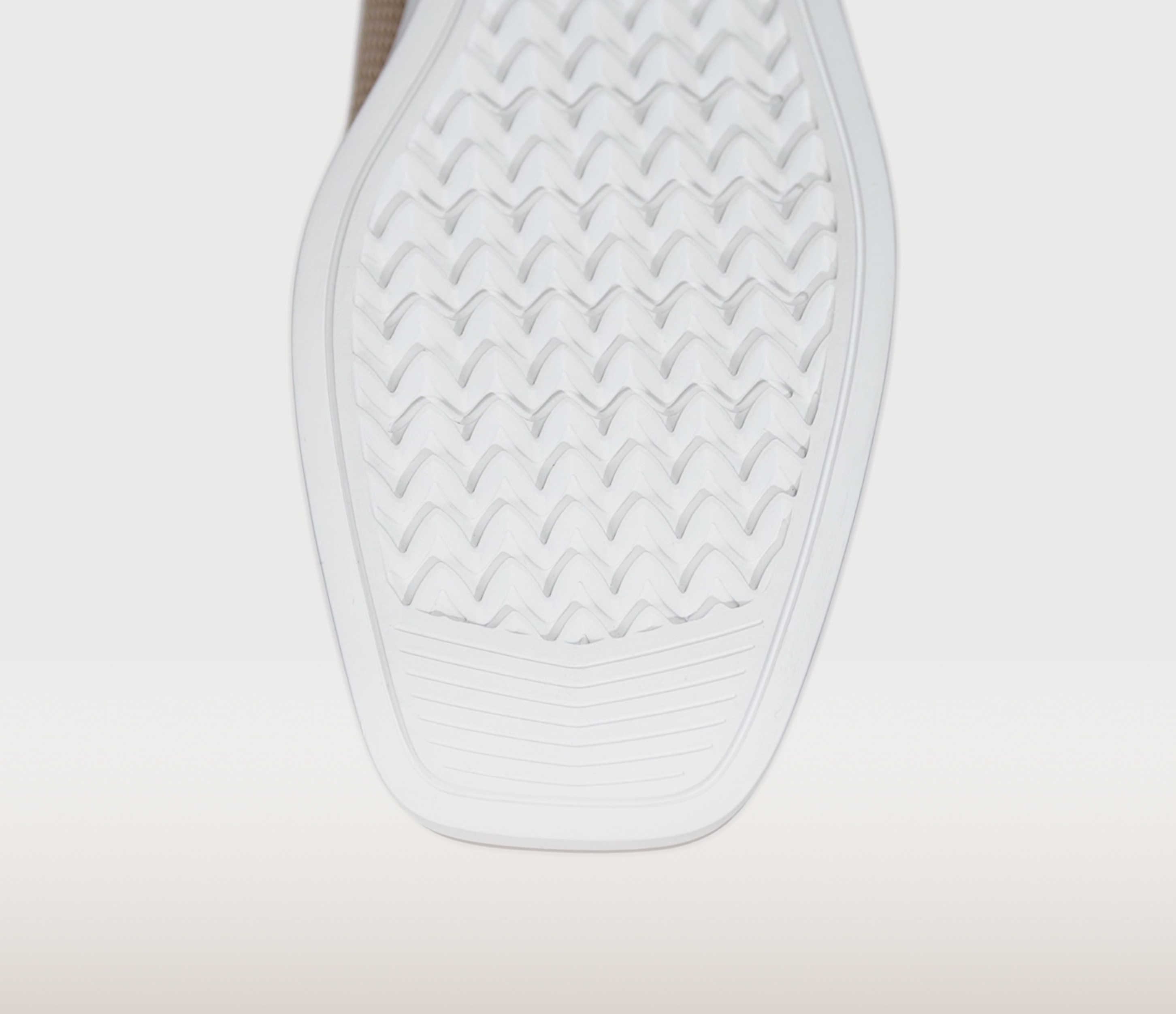 All-Day Standing Mabel]スクエアトゥ フラット – VIVAIA JAPAN