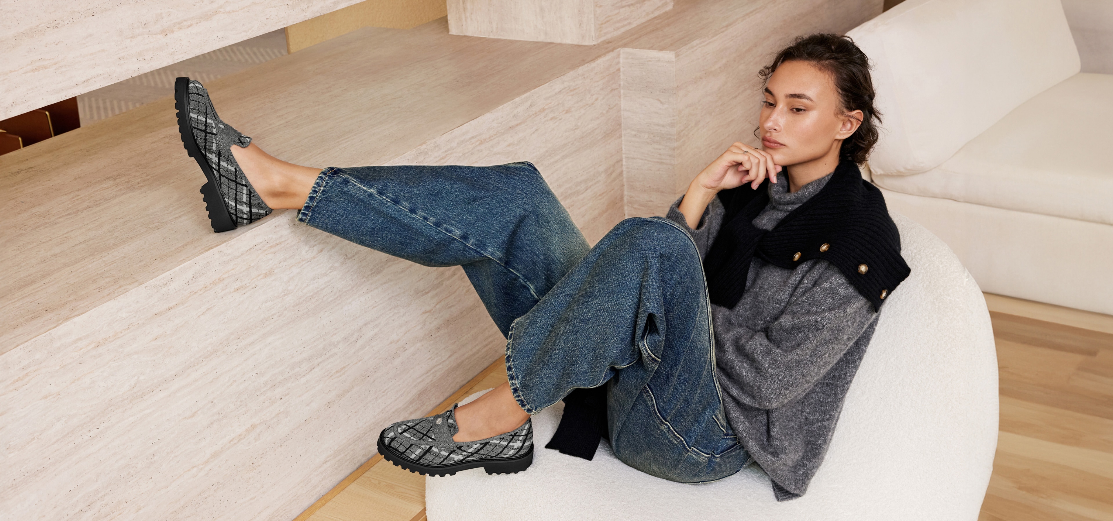 Francesca] アーモンドトゥ プラットフォーム トラックソール