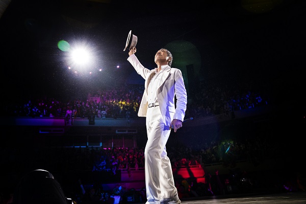 矢沢永吉｜ライブBlu-ray&DVD『～Welcome to Rock'n'Roll～ EIKICHI