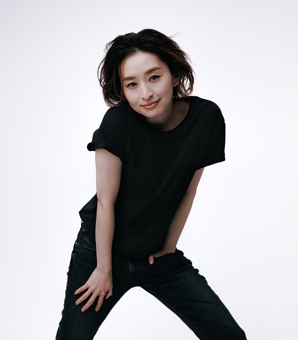 島袋寛子｜コンプリートBOX『UTAUTAI』3月29日発売 - TOWER RECORDS ONLINE