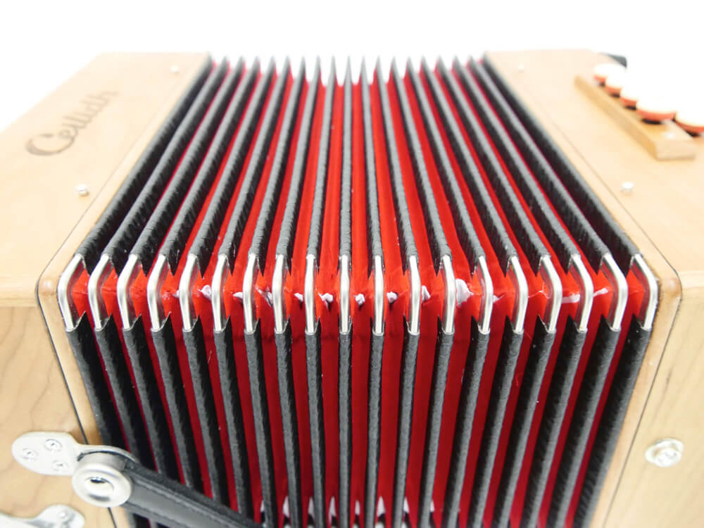 ケルトの笛屋さん | 商品詳細 | ボタン式アコーディオン C#/D Ceilidh