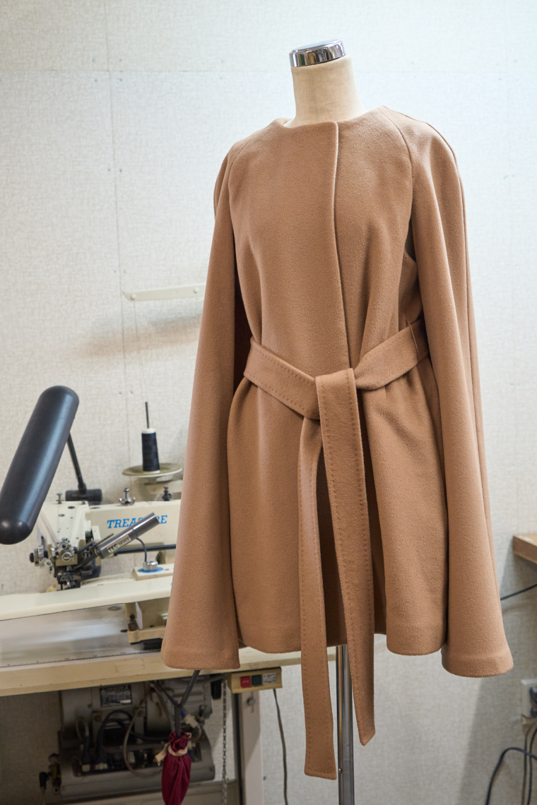CELFORD CASHMERE CAPE COAT | セルフォード | CELFORD Official Brand